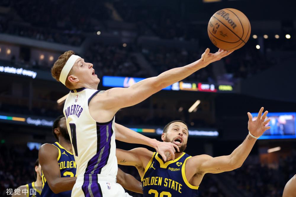 占据一席之 占据一席之