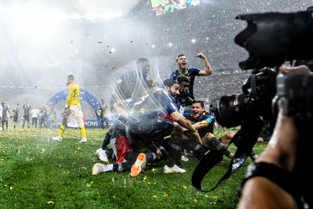 足运动员在 足运动员在