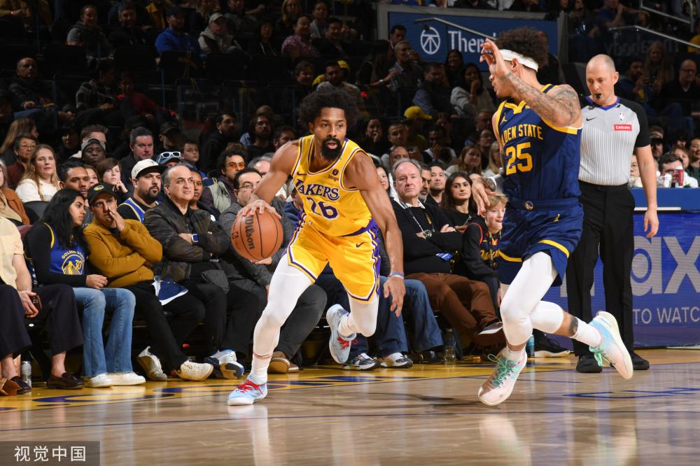 在这些比赛 在这些比赛